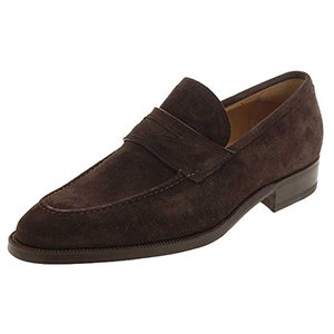 fall-wardrobe_suede-loafer